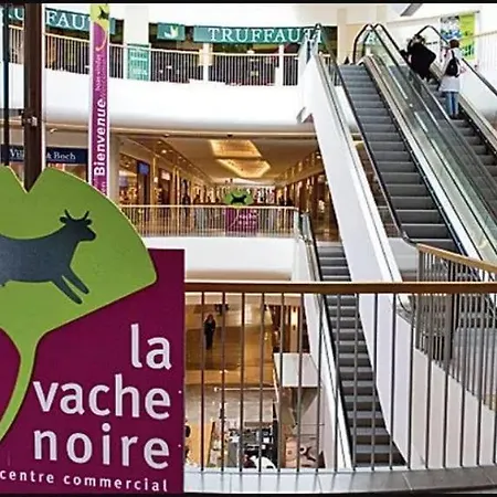 Дом отдыха Garden House, Parking, 3 Mins Rer, 1km Paris *