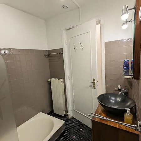 Дом отдыха Garden House, Parking, 3 Mins Rer, 1km Paris Аркёй